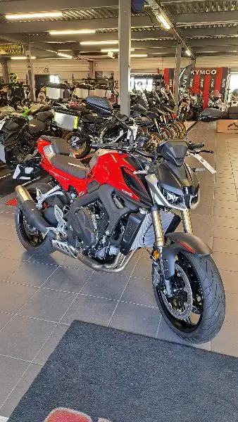 SRK 800
