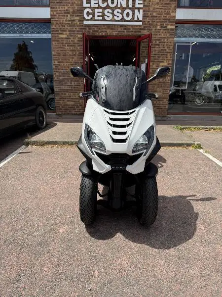METROPOLIS 400 SW
