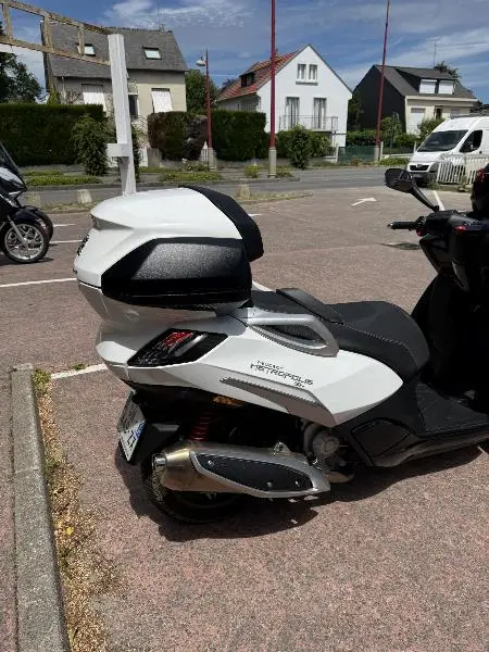 METROPOLIS 400 SW