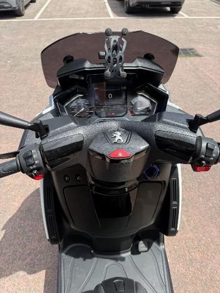 METROPOLIS 400 SW