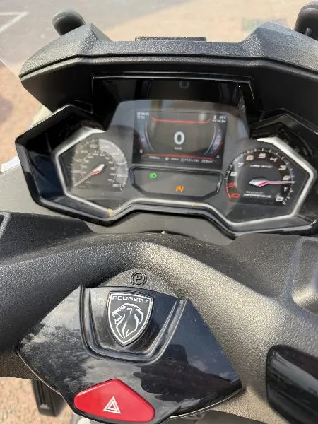 METROPOLIS 400 SW