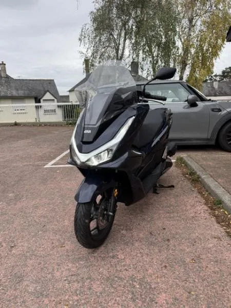 PCX 125