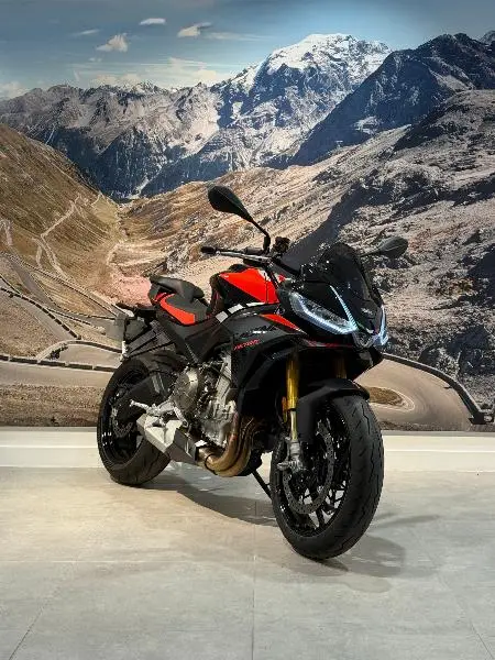 TUONO 660 FACTORY 2025