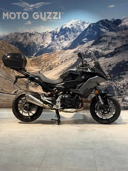 F 900 XR