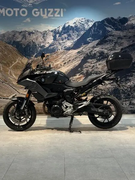 F 900 XR