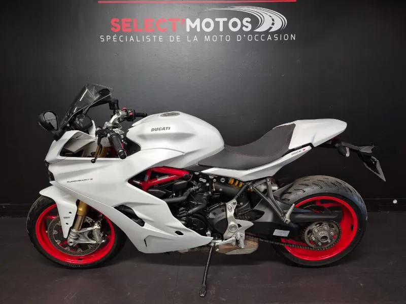 SUPERSPORT S