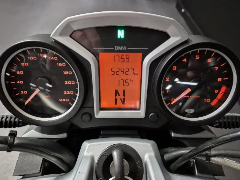 R 1200 R