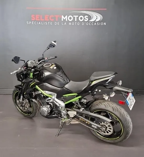 Z 900