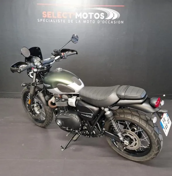 STREET SCRAMBLER  900