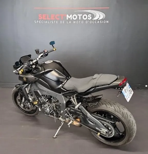 MT10