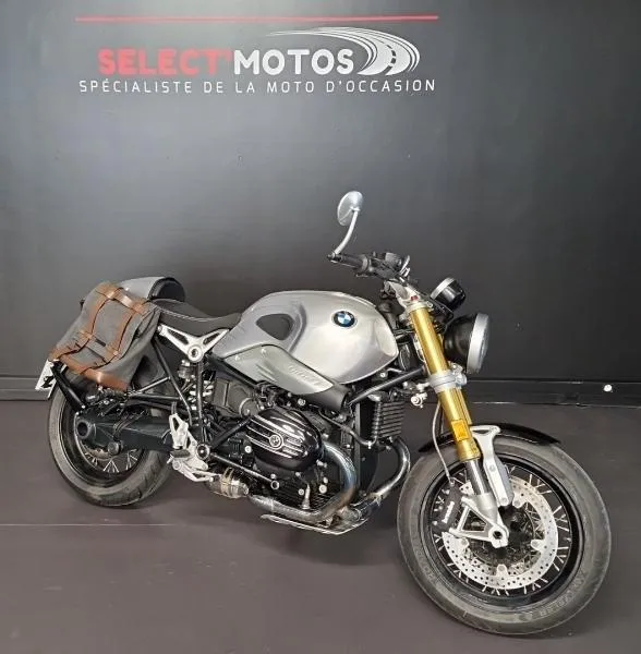 R NineT