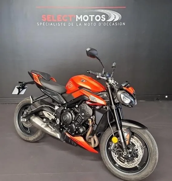 STREET TRIPLE 765 R