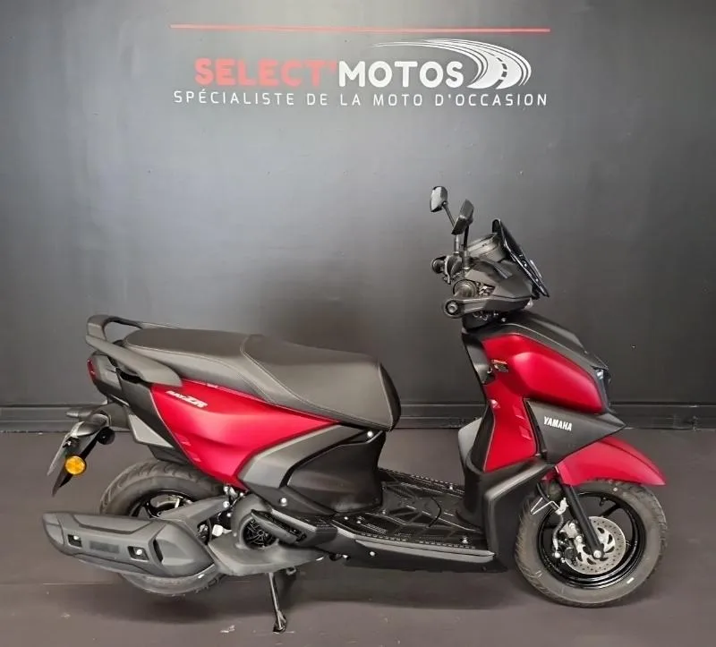 RayZR 125 2024