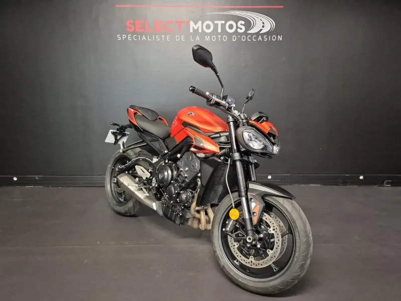 STREET TRIPLE 765 R