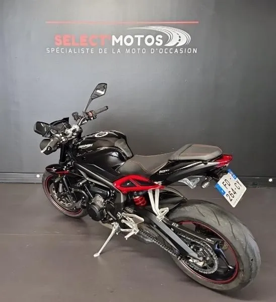 STREET TRIPLE 765 R