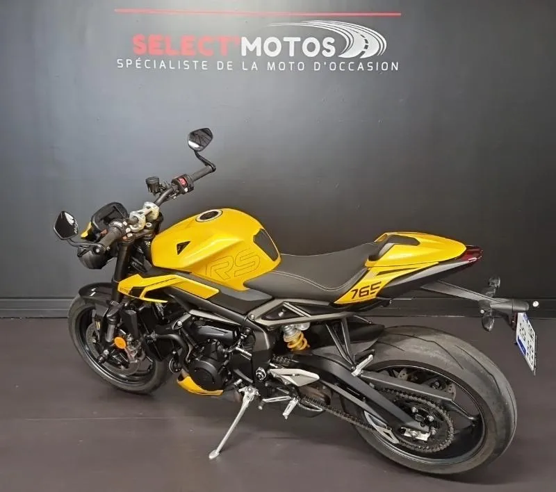 STREET TRIPLE 765 RS