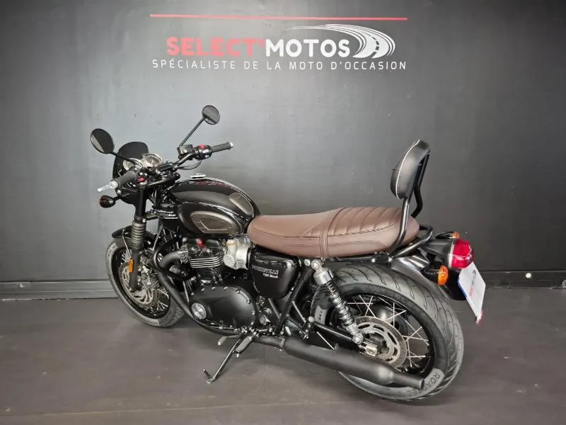 Bonneville T120 Black