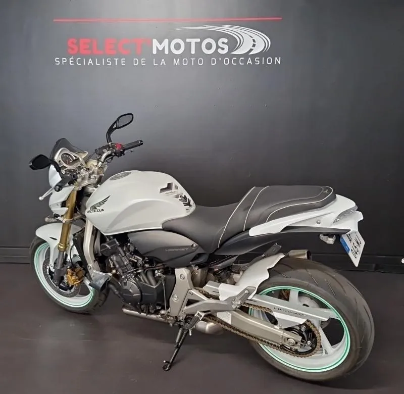 CB 600 F HORNET
