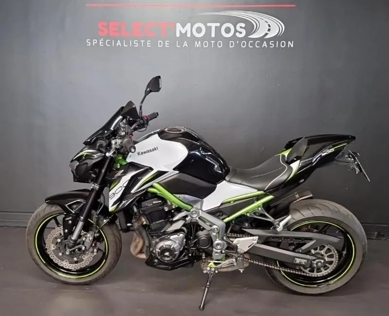 Z 900