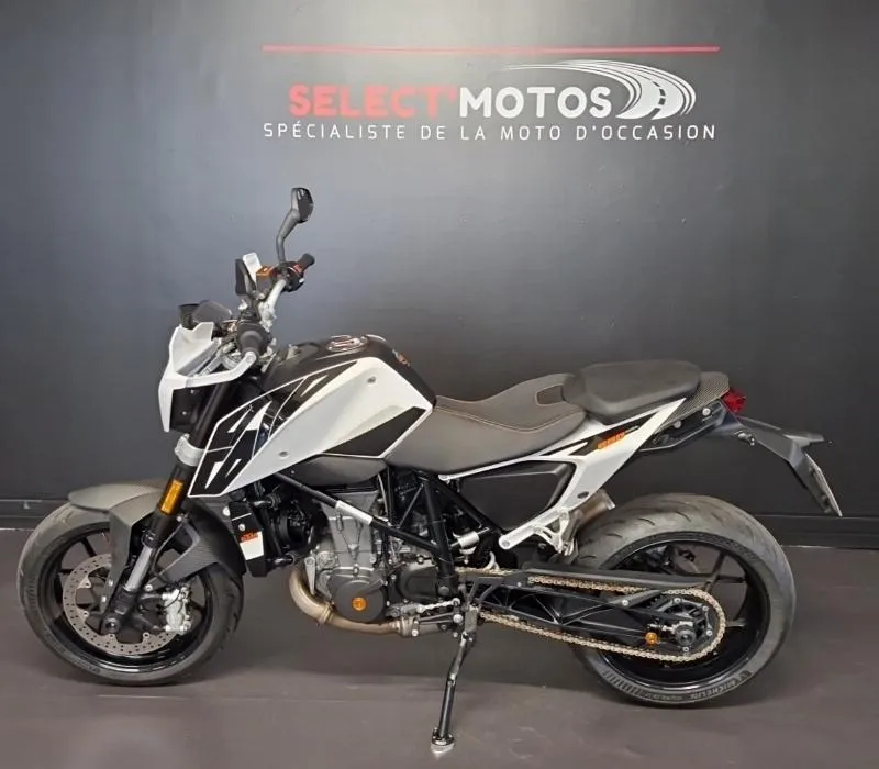690 DUKE ABS