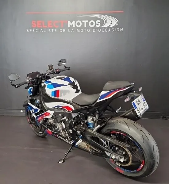 M 1000 R