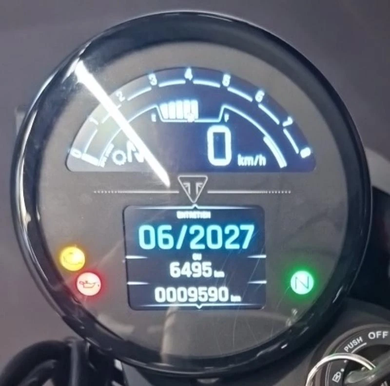SPEED TWIN 1200