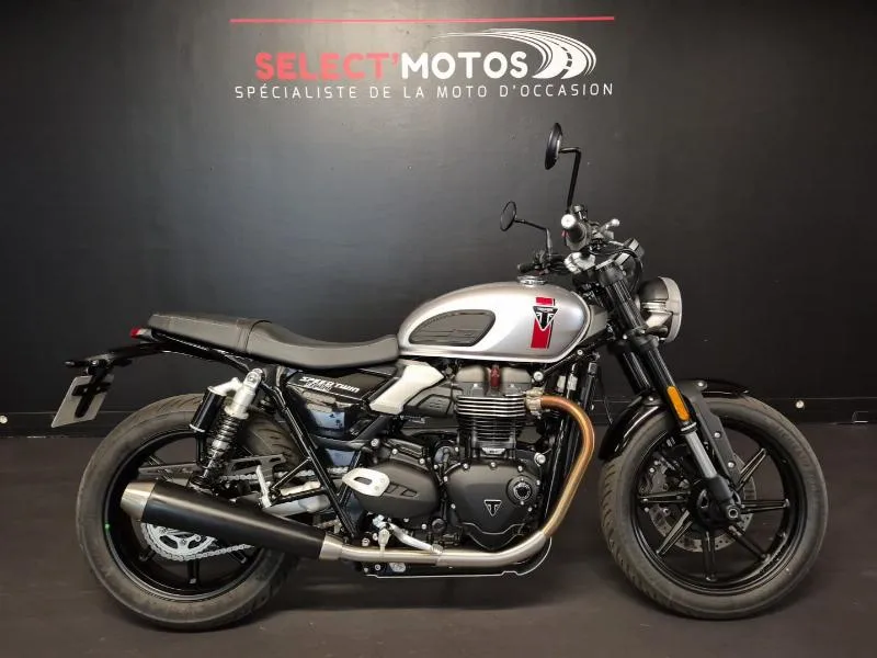 SPEED TWIN 900