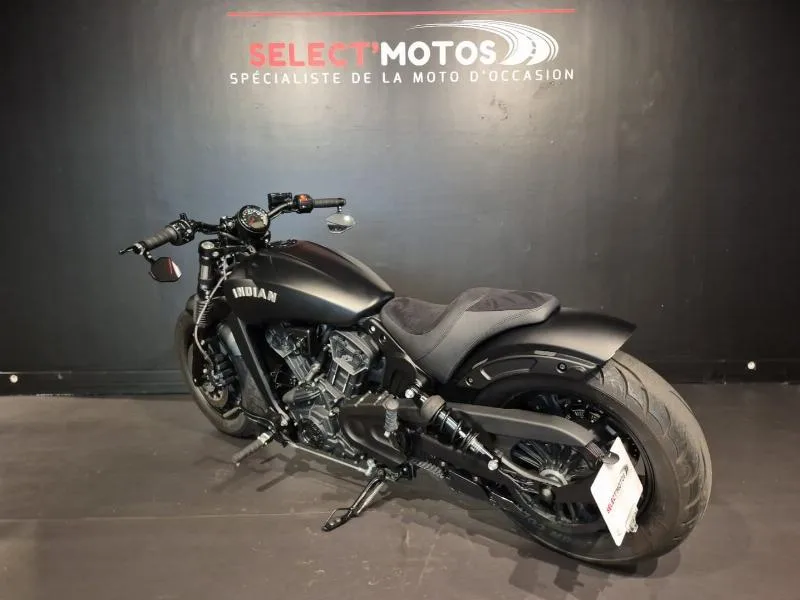SCOUT BOBBER SIXTY