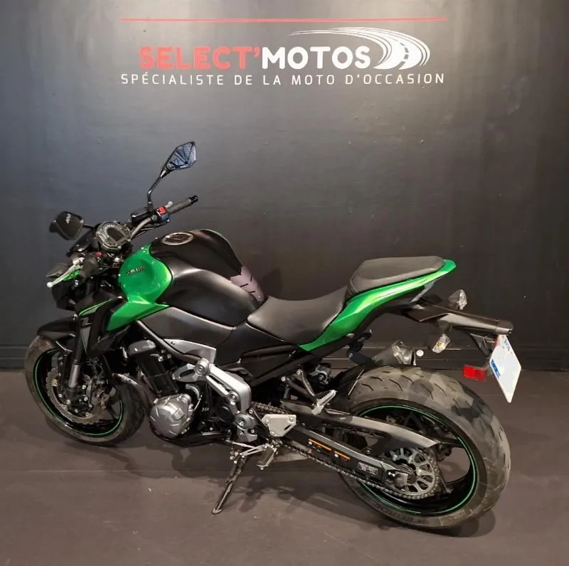 Z 900