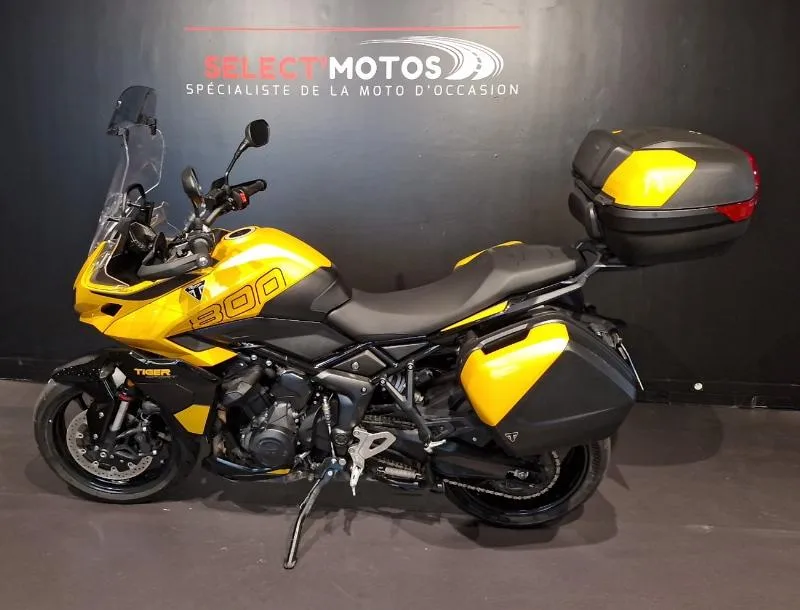TIGER 800