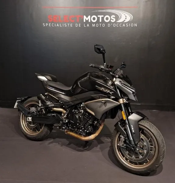 NK 800 SPORT