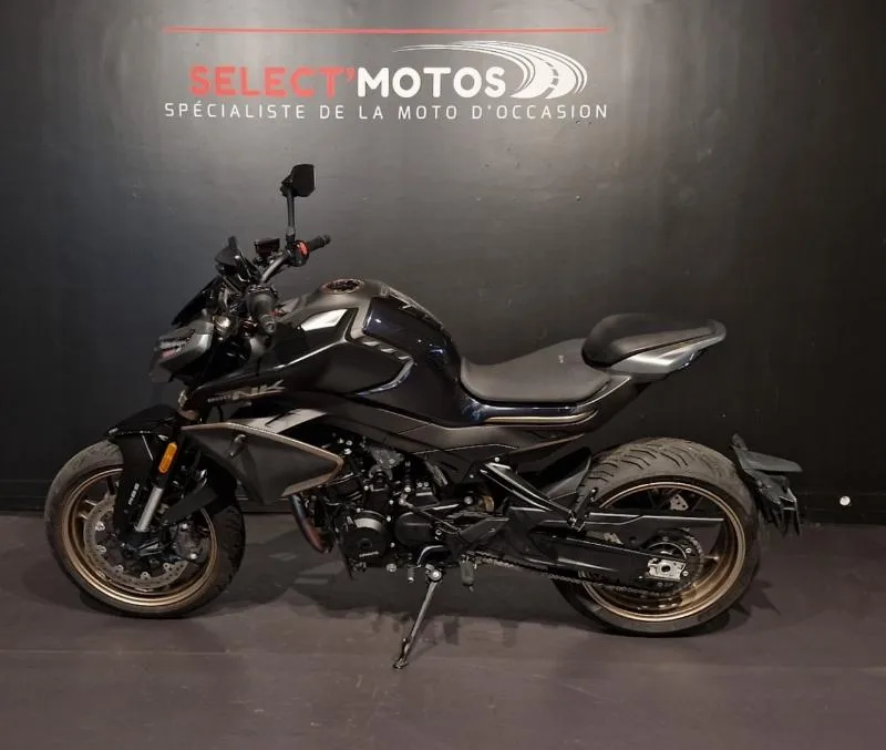 NK 800 SPORT