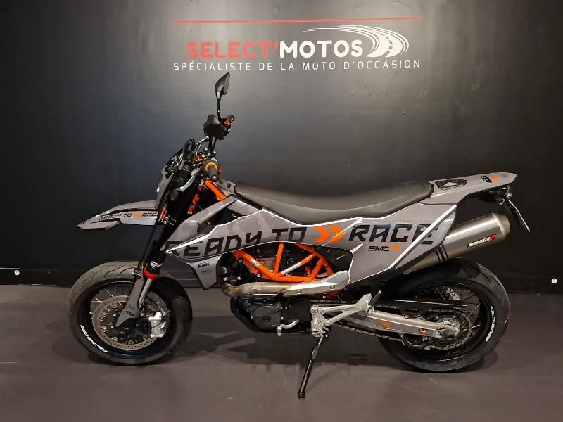 690 SMC R
