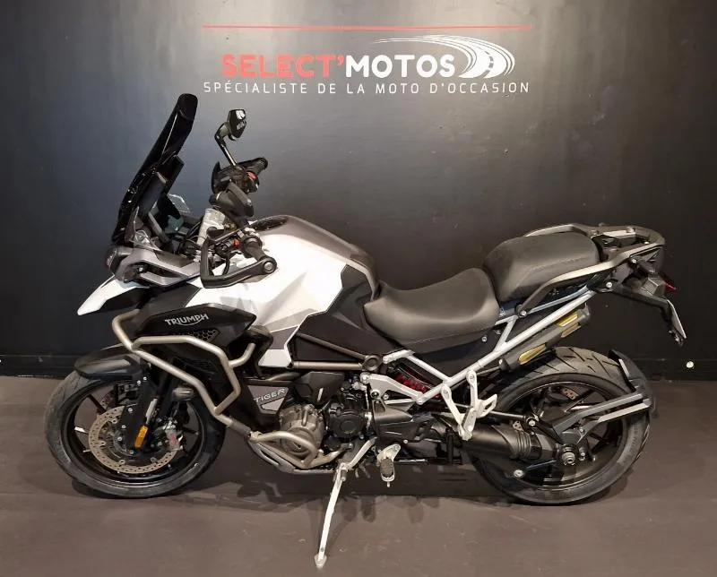 TIGER 1200 GT EXPLORER