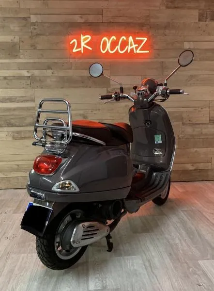 VESPA S 125