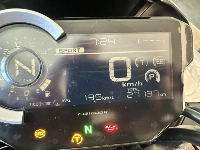 CB 1000 RA