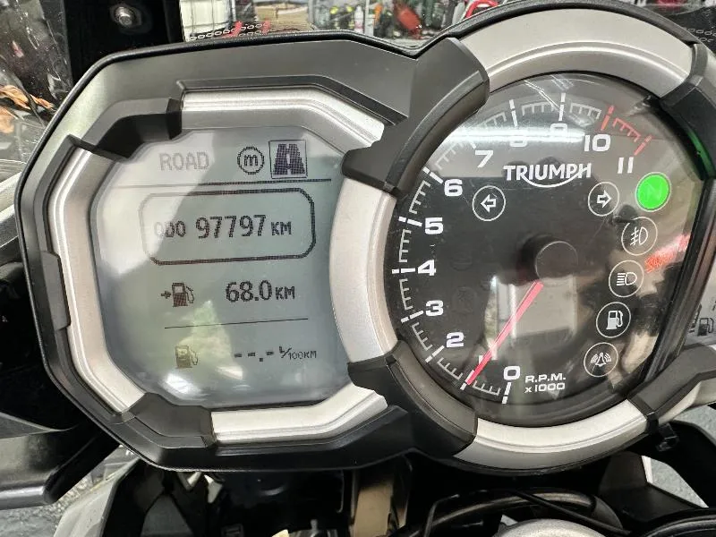 TIGER 1200 EXPLORER XRX