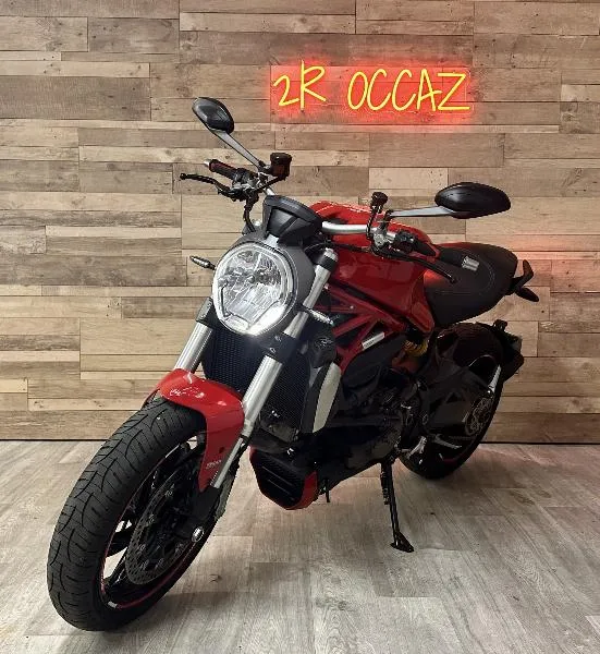 MONSTER 1200