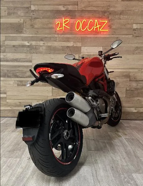 MONSTER 1200