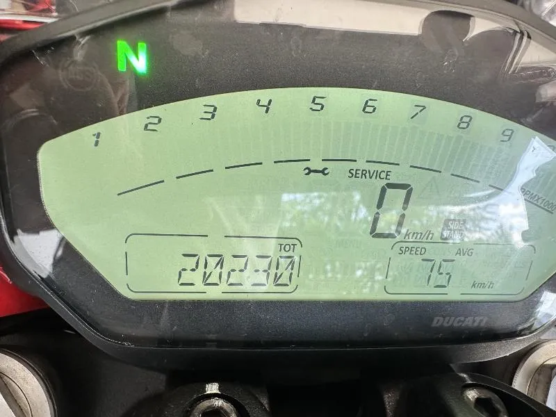 MONSTER 797