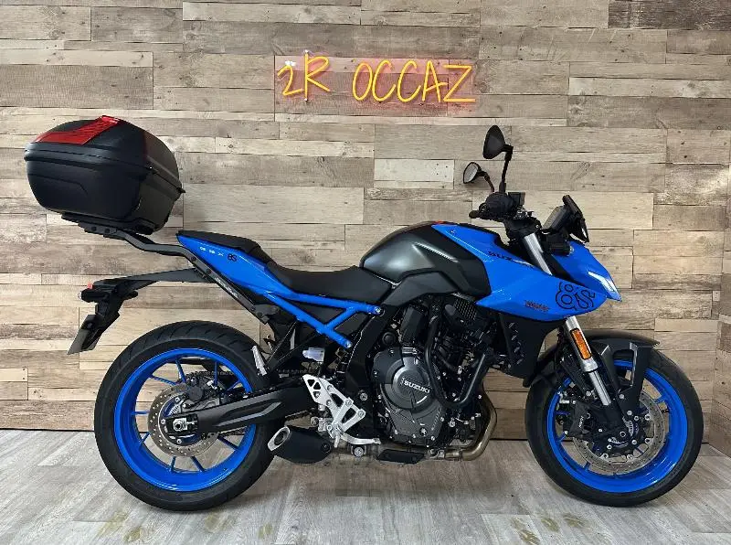 GSX8S