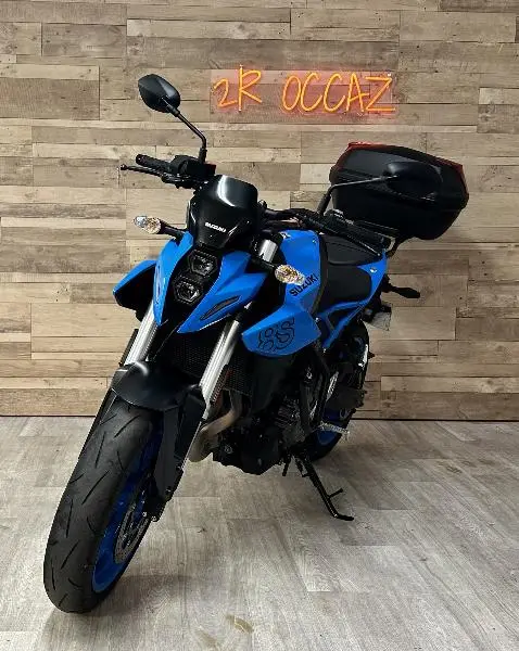 GSX8S
