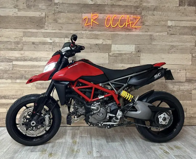 HYPERMOTARD