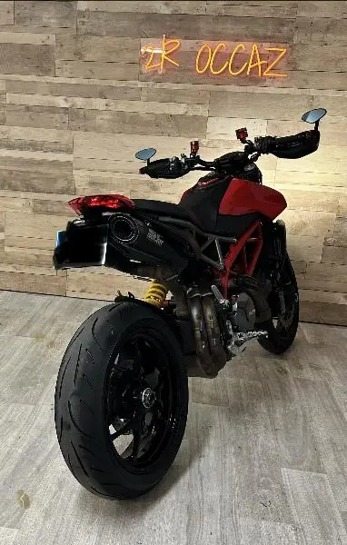 HYPERMOTARD