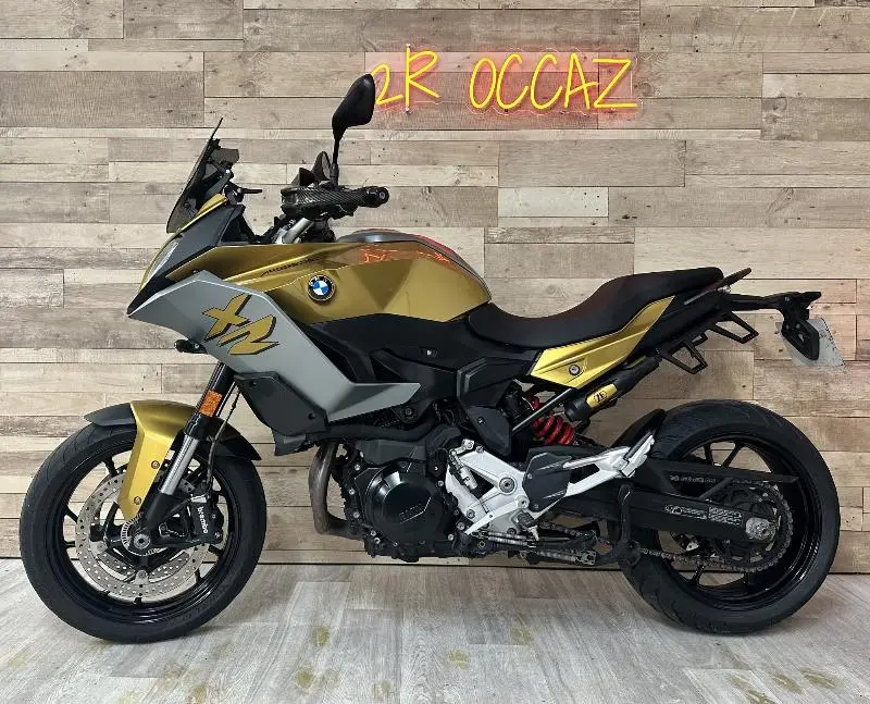 F 900 XR
