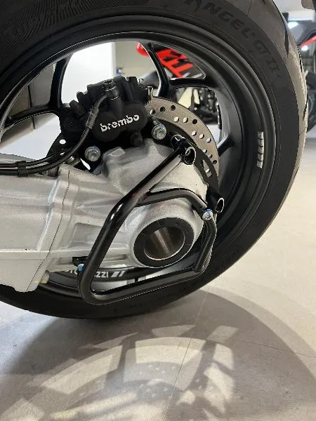 V100 Mandello S