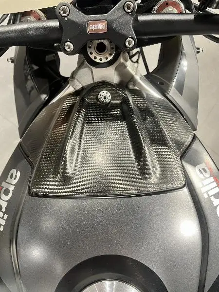 TUONO 1100  V4 RR