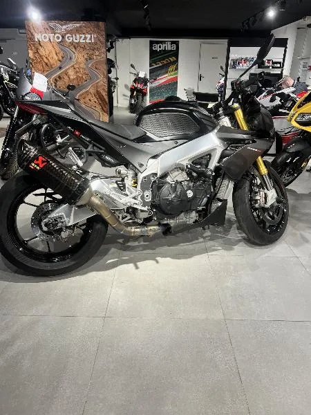 TUONO 1100  V4 RR
