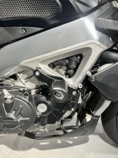 TUONO 1100  V4 RR