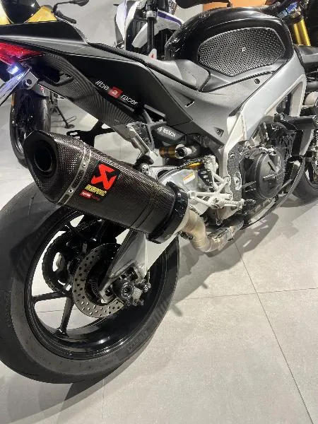 TUONO 1100  V4 RR